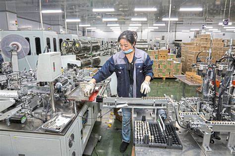 China's manufacturing activity shrinks as exports drag, S&P PMI shows