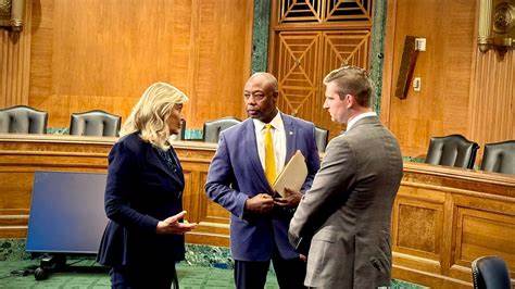 Senate Begins Passage of Stablecoin Bill as House Marks Market-Structure Wins - Yahoo Finance