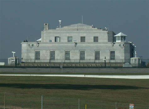 Fort Knox Gold Mystery Deepens While ETH Surges Past $2700 As Trump Token Airdrops Begin - substack.com
