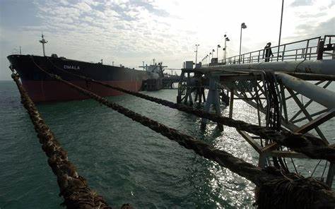 Analysis-China's independent oil firms elbow into Iraq's majors-dominated market