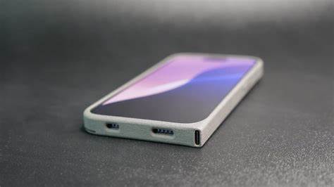 iPh0n3 – USB-C Protection Case