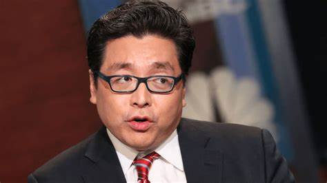 Bitcoin bull tom lee sees BTC reaching as high as $250k by ... - FXStreet