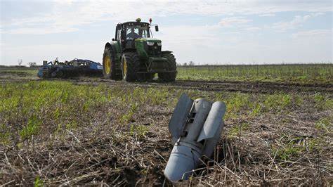 Russian Police Uncover Mobile Crypto Farm Stealing Local Power - MENAFN.COM