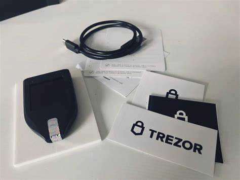 TREZOR Model T Review and Comparison - 99Bitcoins