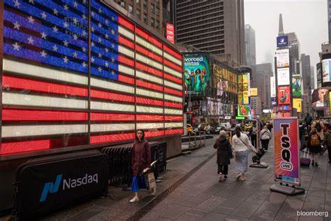 Podcast: U.S. Stocks Drop as Tariff Deadline Nears