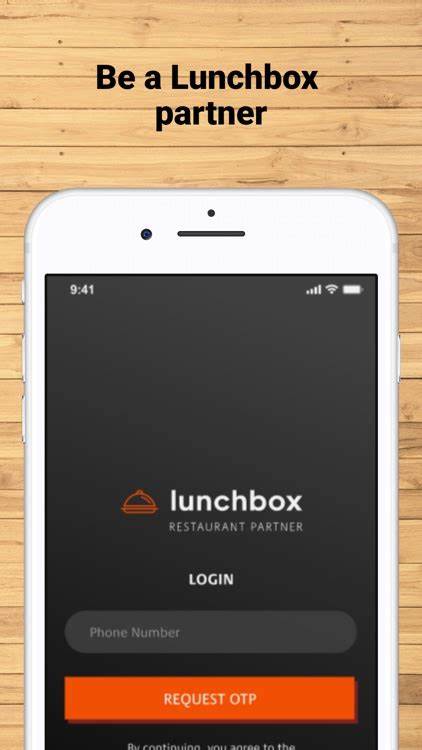 Lunchbox partners 1Huddle for gamified restaurant training