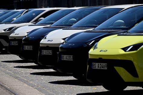 Chinese automakers should pursue 'rational competition' in EV industry, official says