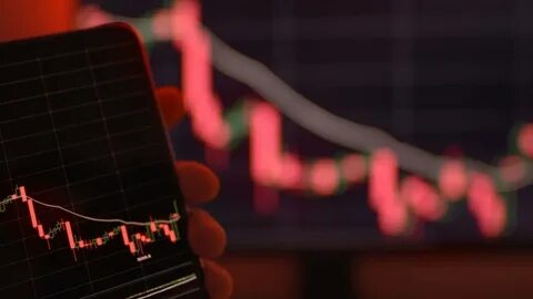 Peter Schiff Warns: Bitcoin Could Drop Below $65K if Nasdaq Declines Further - Binance
