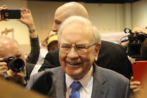 Buffett Buys $345 Million More of His Favorite Stock and Dumps $7 Billion of This Key Holding