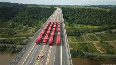 Germany's Autobahn Bridges Are Going to Pieces