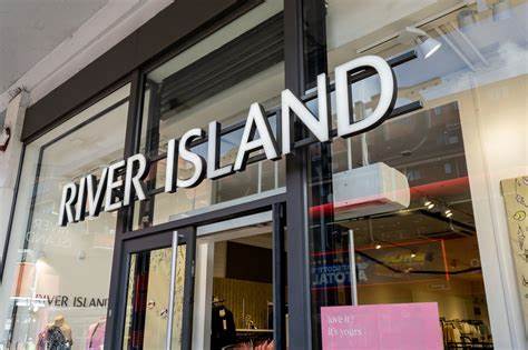 River Island at risk of collapse within weeks