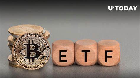 Bitcoin ETFs Lose $938 Million In One Day – All, Except One - U.Today