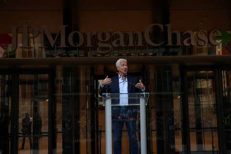 Citi hires senior JPMorgan bankers to strengthen financing business