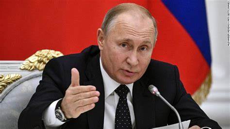 Putin signed a directive to create Russian messenger