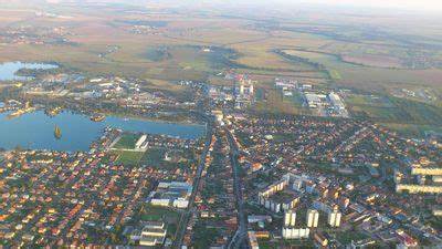 Senec (Mesto) • Mapy.com