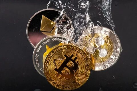 Cryptoverse: Bitcoin wants to break its bond with stocks - Reuters