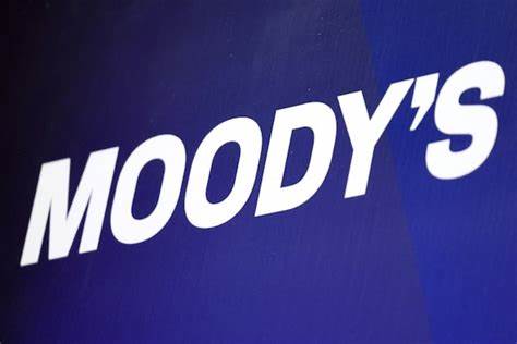 Moody's reports higher second-quarter profit on analytics unit strength