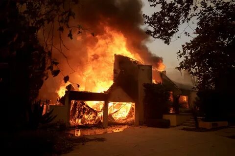 Victims of the Pacific Palisades fire face another harsh reality: No insurance to rebuild - Yahoo