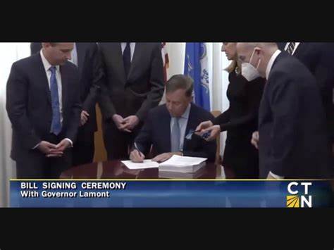Connecticut governor signs aging-in-place bill into law - Yahoo Finance