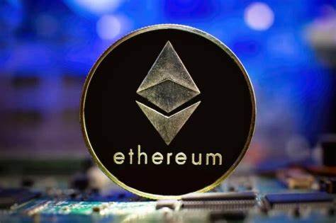 Tom Lee Says Ethereum Set For Breakout As Stablecoins Become 'ChatGPT 