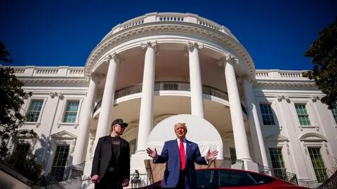 Pitchman president drives Americans to their corners - CNN