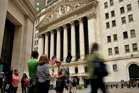 Bank Stocks Near Record With Buyback, Dividend Boosts on Horizon