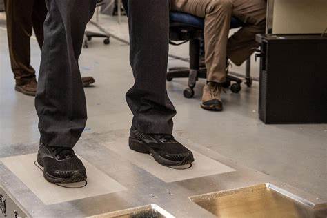 TSA expected to phase out shoe removal policy at airport security