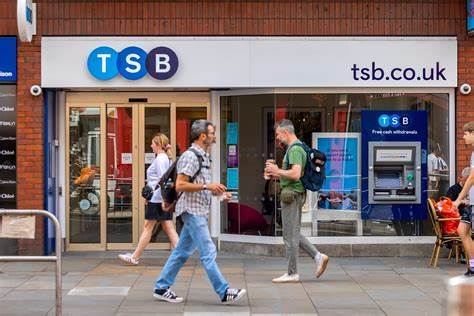 Santander and Barclays in final race to acquire TSB Bank