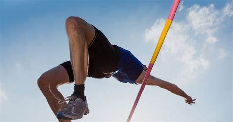 Bitcoin Begins the Week on a High, Jumps Above $64K - MSN