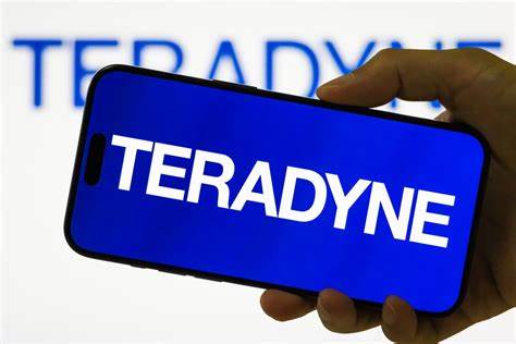 Teradyne Stock Leads S&P 500 Gainers After Better-Than-Expected Results