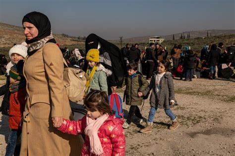Syrians still trying to cross Channel despite asylum claim freeze - Yahoo