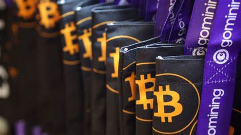 Bigger bitcoin HODL: Time for 10% to 40% of portfolio in crypto, says financial advisor Ric Edelman - NBC New York