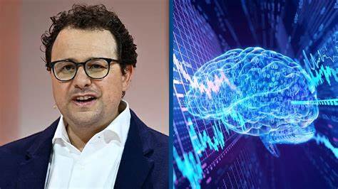 Superintelligent CEO warns of complication ahead for crypto regulation