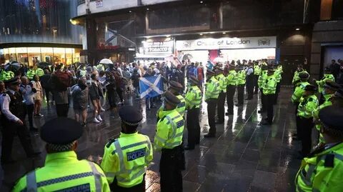 Scotland fans arrested in Leicester Square as Tartan Army urged to avoid area - Daily Star