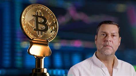 Macro Guru Raoul Pal Says 80% Of His Crypto Investment Is In This Ethereum Rival: 'And I Have 1% In Stupid S**t Like Dogwifhat, Dogecoin And Bonk' - Benzinga