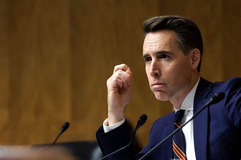 Hawley Breaks With Republicans to Oppose a Major Crypto Bill