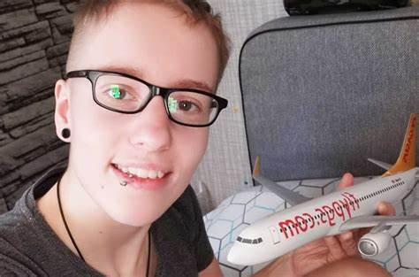 Woman in a sexual relationship with an AEROPLANE for nine years says she has finally broken up with it 'but we're still friends'