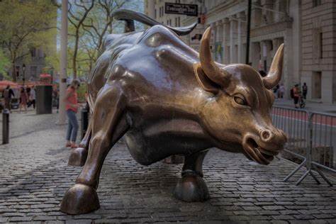 Wall Street bull calls for another 10% rally in S&P 500 by end of 2025
