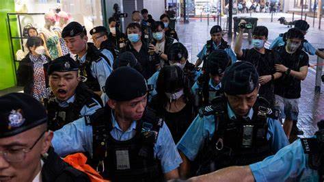 8 arrested in Hong Kong over illegal tours, cross-border shopping services - South China Morning Post