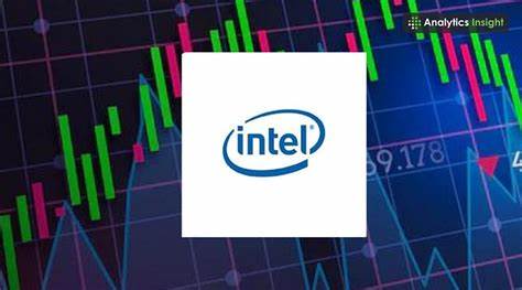 Intel Stock Rises on Cut Cost Outlook Following Altera Stake Sale