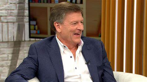 Biographer Michael Lewis Exposes Management Failings and Missing Billions at FTX - Cryptonews
