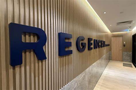 Mystery $33 Billion Medicine Fortune Collapses in Days