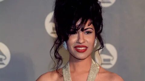 Selena’s Murderer Yolanda Saldivar Seeks Parole After 30 Years - Yahoo Entertainment