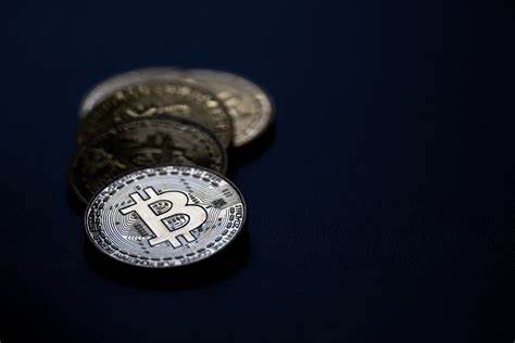 Swiss banks shed fear of bitcoin - SWI swissinfo.ch in English