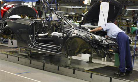 Ta branża nie ma lekko. Tylko w Polsce ubyło 15 tys. etatów - Bankier.pl