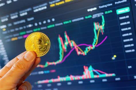 4 Crypto Stocks To Consider As Bitcoin Hits New All-Time Highs - Robinhood Markets (NASDAQ:HOOD), Coinbase Global (NASDAQ:COIN) - Benzinga