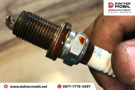 Penyebab Oli Mesin Mobil Naik Ke Busi - affmotor.com