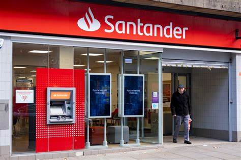 Santander enters race to buy TSB