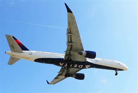 Delta Earnings Lift Airline Stocks. Why It May Be a Premature Celebration