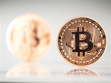 Bitcoin Surpasses $98K as Eric Trump Promotes BTC Investment